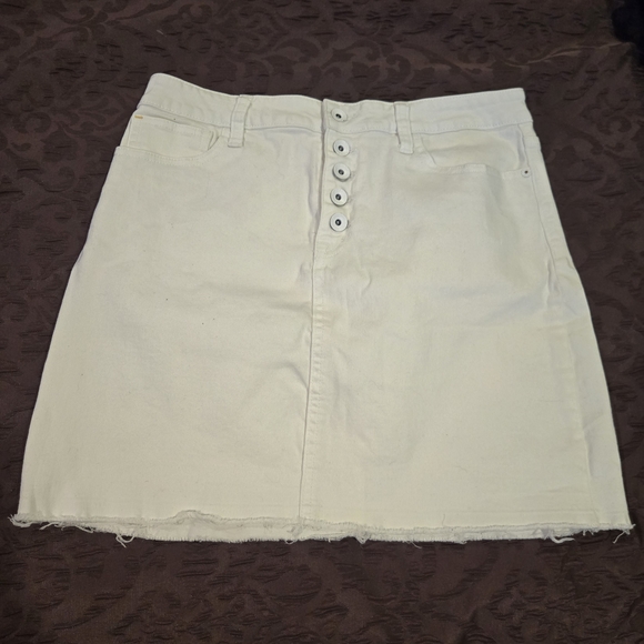 Nautica Dresses & Skirts - Nautica Womens White Stretch Denim Skirt. Size 28. mini.